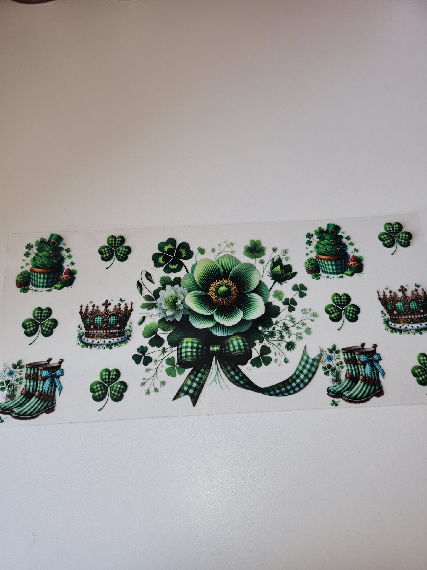 St. Patrick's Day Wraps 16 oz